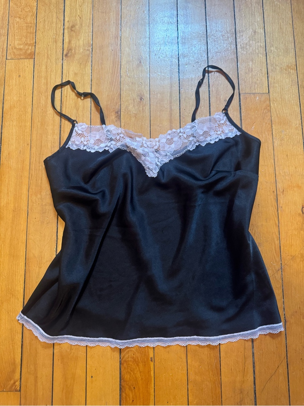 Victoria’s Secret top